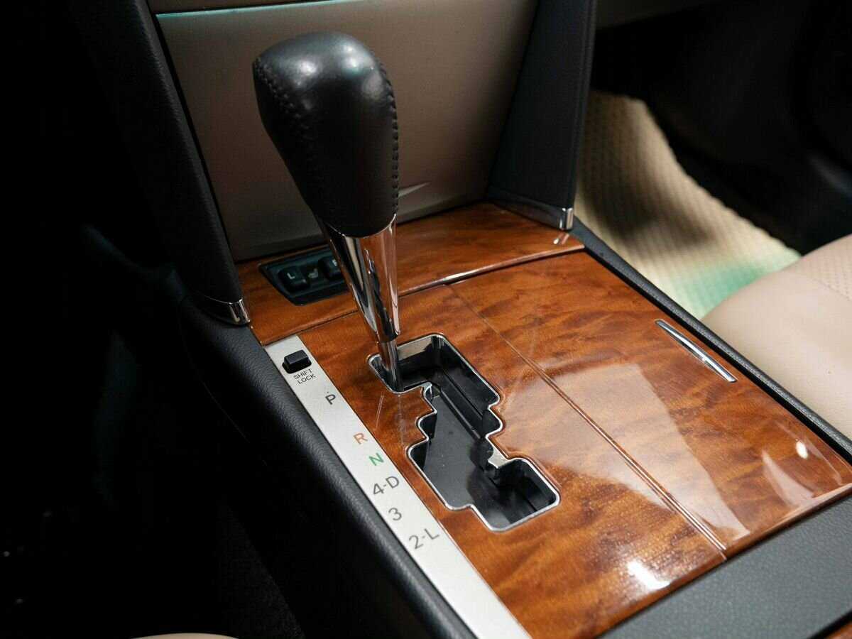 Toyota Camry 2010 года с пробегом. Фото: #19