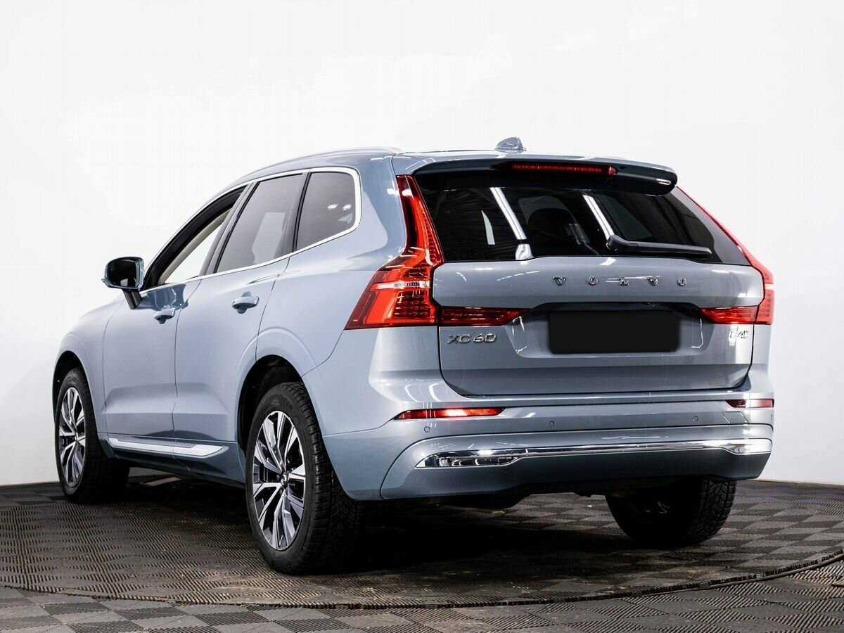 Volvo XC60 2021 года с пробегом. Фото: #3