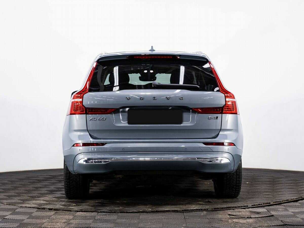 Volvo XC60 2021 года с пробегом. Фото: #4