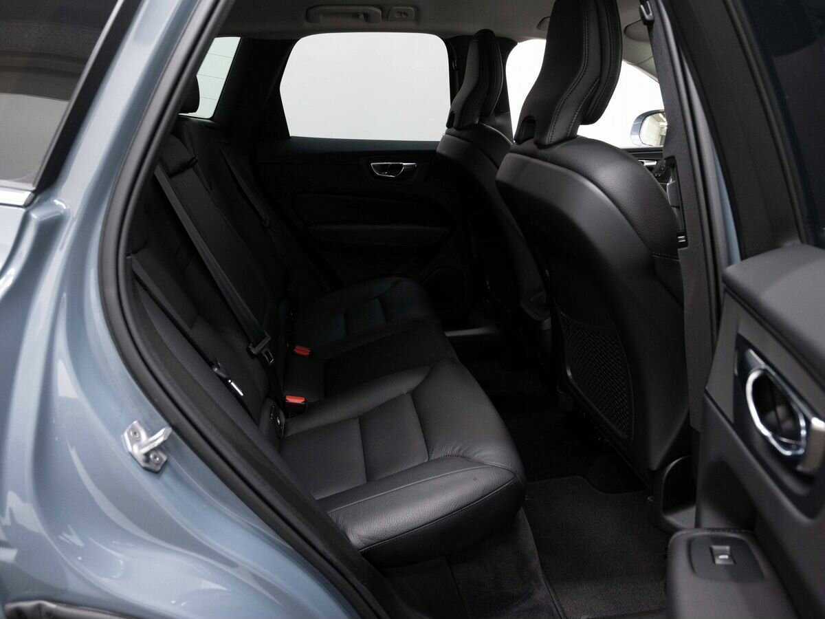 Volvo XC60 2021 года с пробегом. Фото: #11