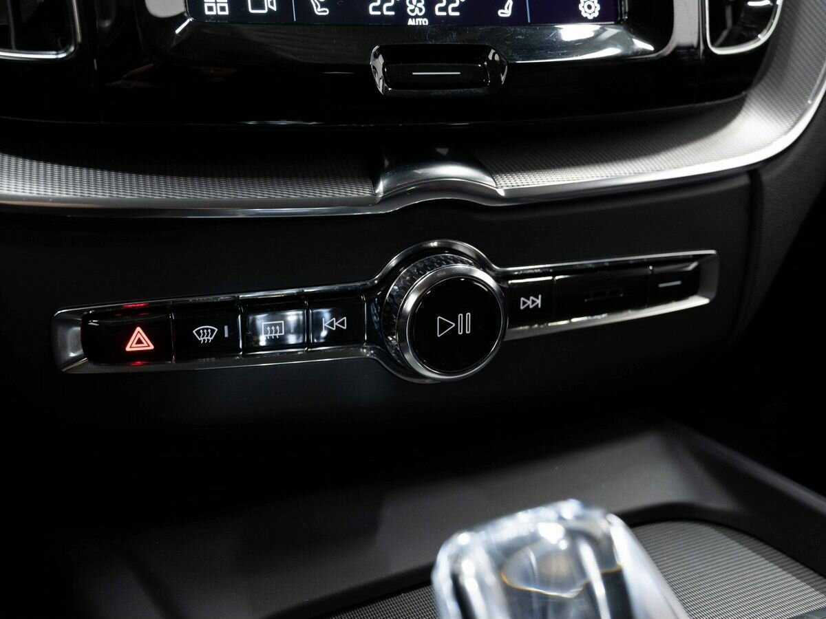 Volvo XC60 2021 года с пробегом. Фото: #26