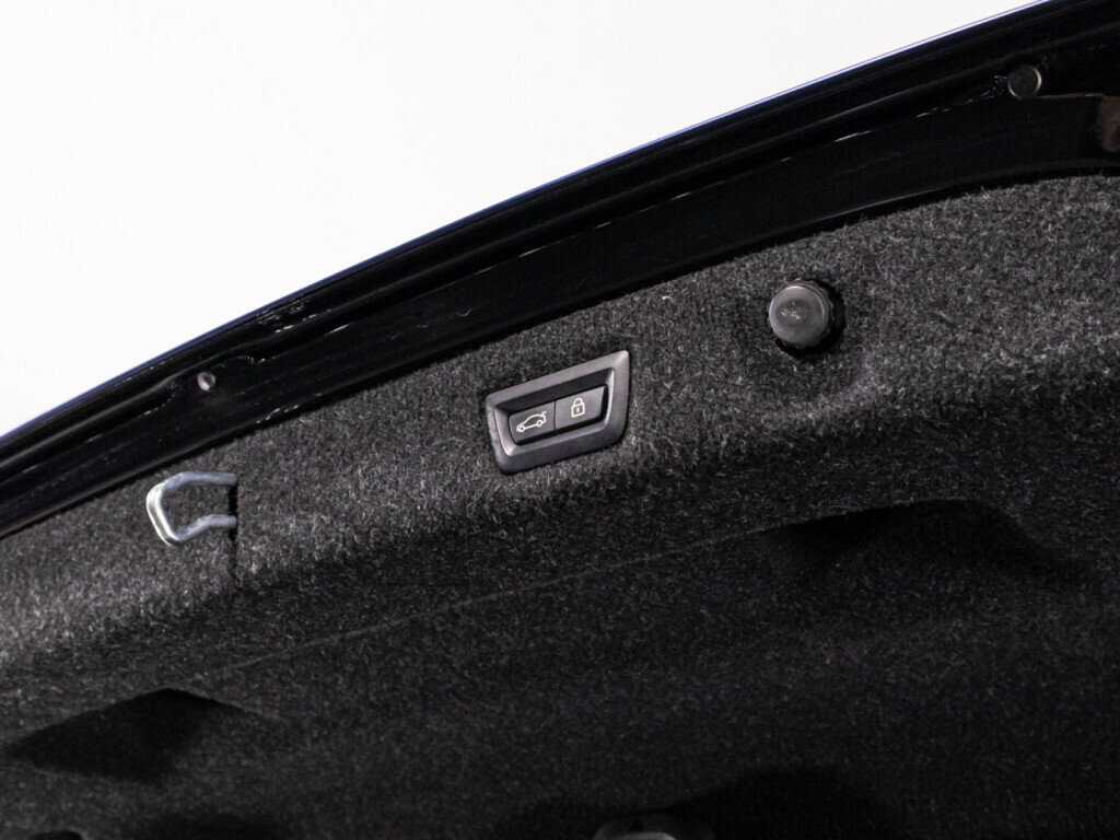 BMW 5 серии 2019 года с пробегом. Фото: #15