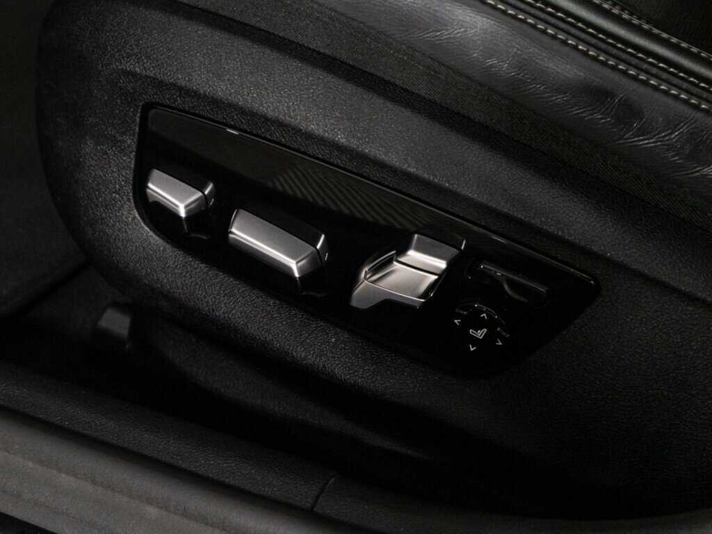 BMW 5 серии 2019 года с пробегом. Фото: #16