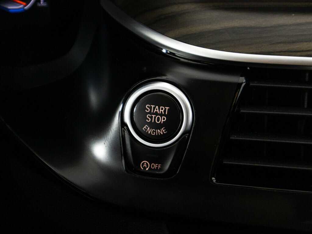 BMW 5 серии 2019 года с пробегом. Фото: #25