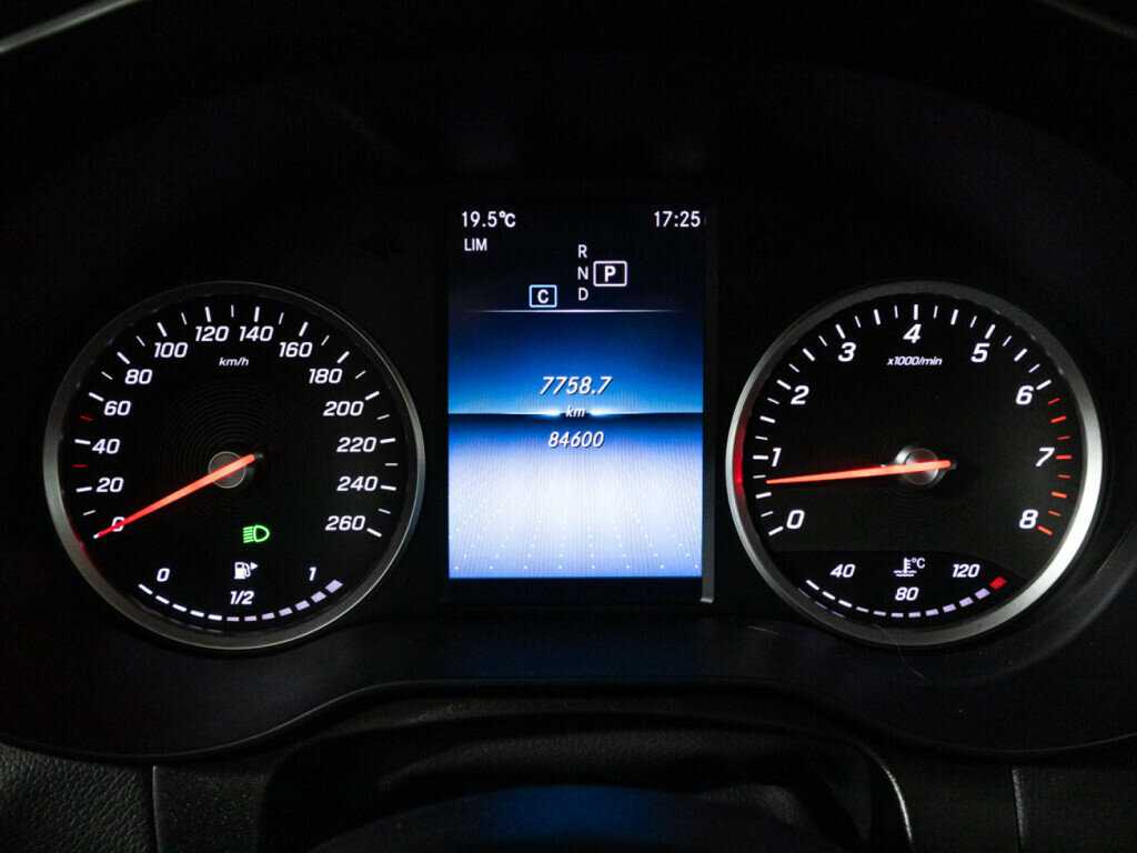 Mercedes-Benz GLC 2019 года с пробегом. Фото: #11