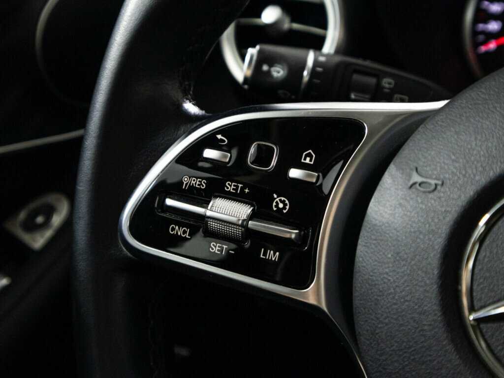 Mercedes-Benz GLC 2019 года с пробегом. Фото: #21