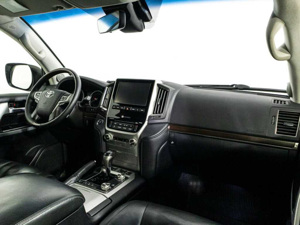 Toyota Land Cruiser 2016 года с пробегом. Фото: #6