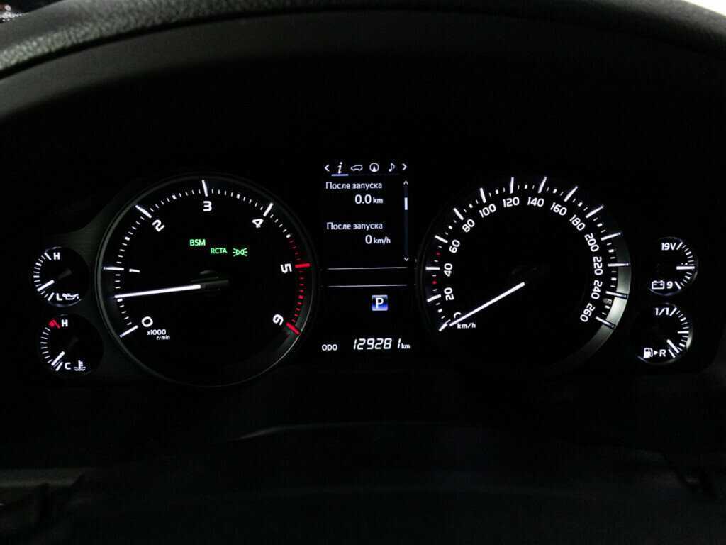 Toyota Land Cruiser 2016 года с пробегом. Фото: #9