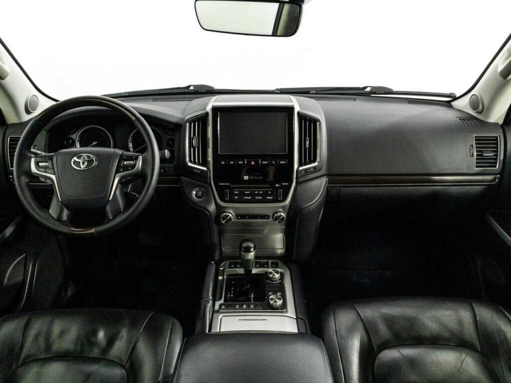 Toyota Land Cruiser 2016 года с пробегом. Фото: #10