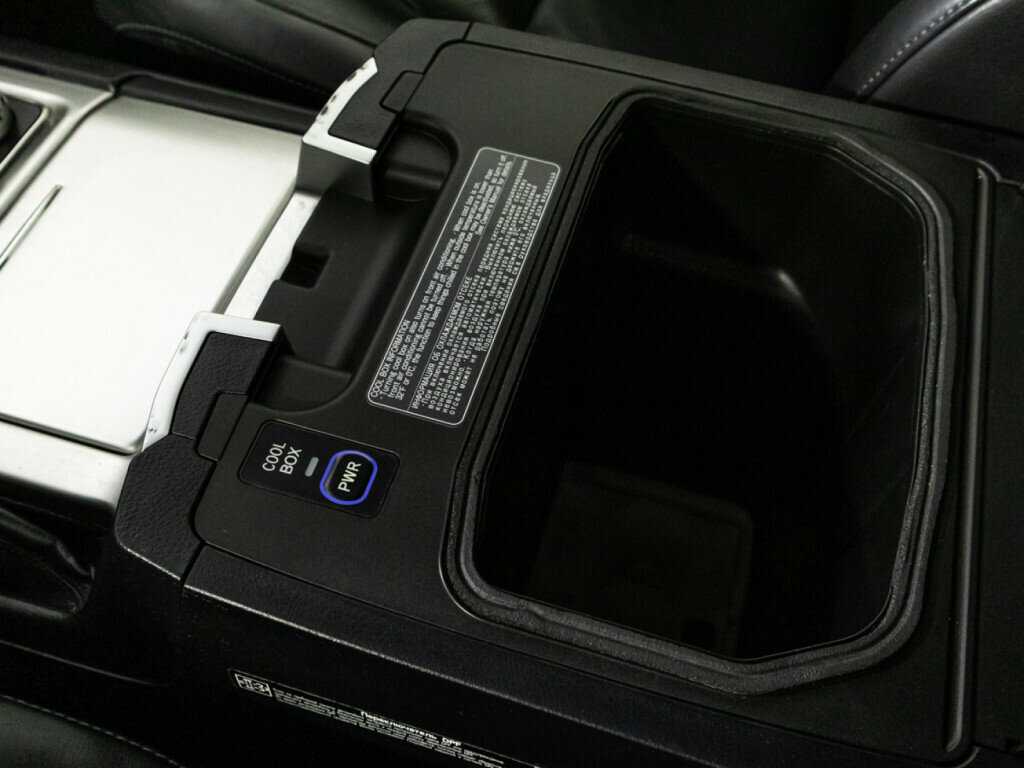 Toyota Land Cruiser 2016 года с пробегом. Фото: #17