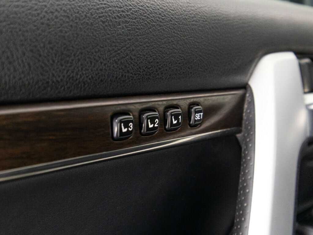 Toyota Land Cruiser 2016 года с пробегом. Фото: #22