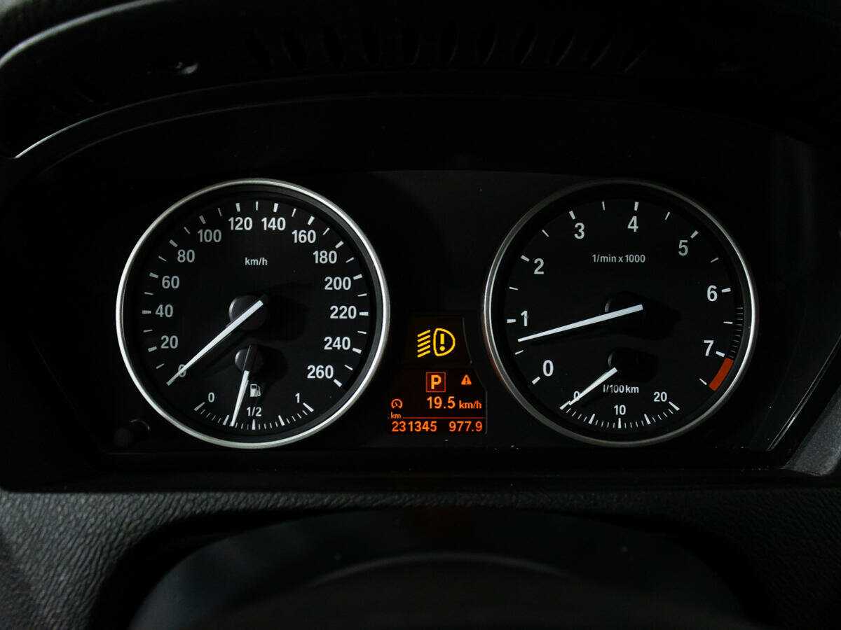 BMW X5 2011 года с пробегом. Фото: #11