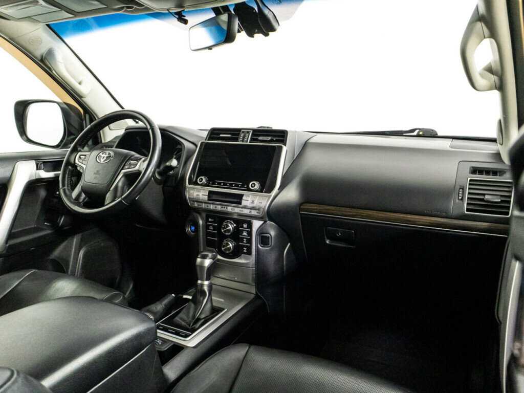 Toyota Land Cruiser Prado 2019 года с пробегом. Фото: #6