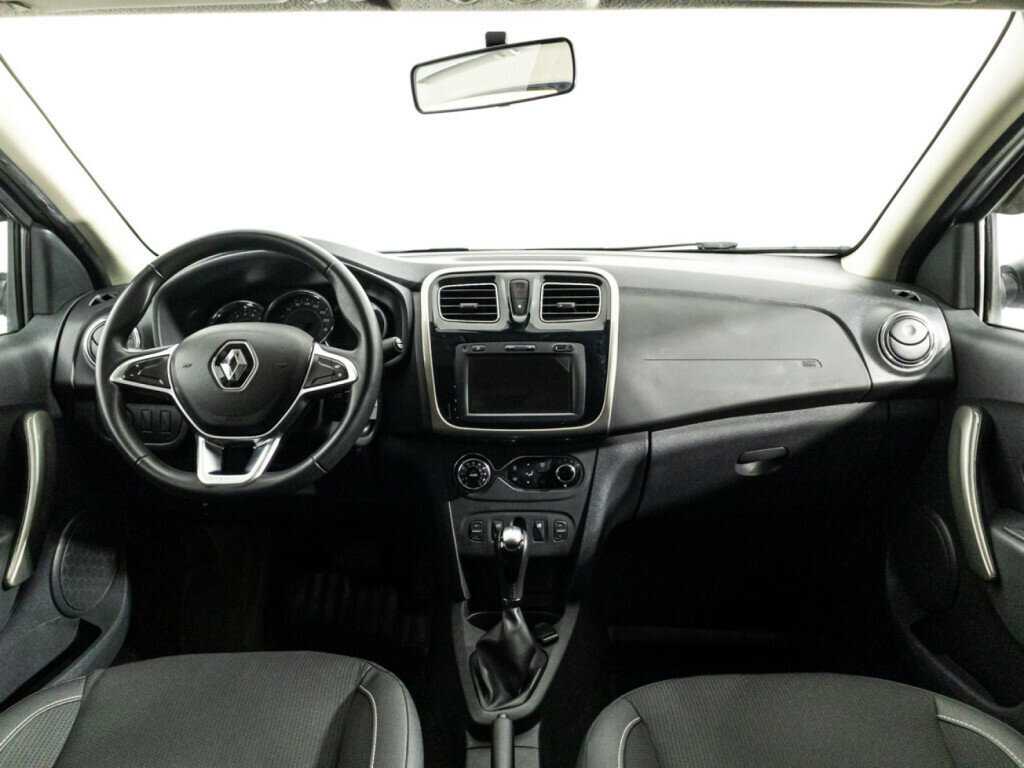 Б/У Рено Логан 2021 года. Фото: #12