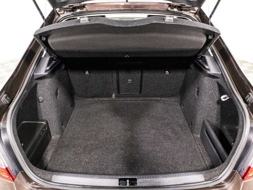 Skoda Octavia 2019 года с пробегом. Фото: #14