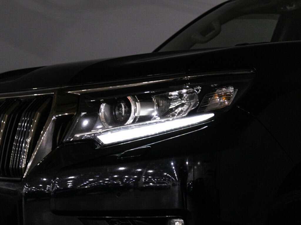 Toyota Land Cruiser Prado 2021 года с пробегом. Фото: #22