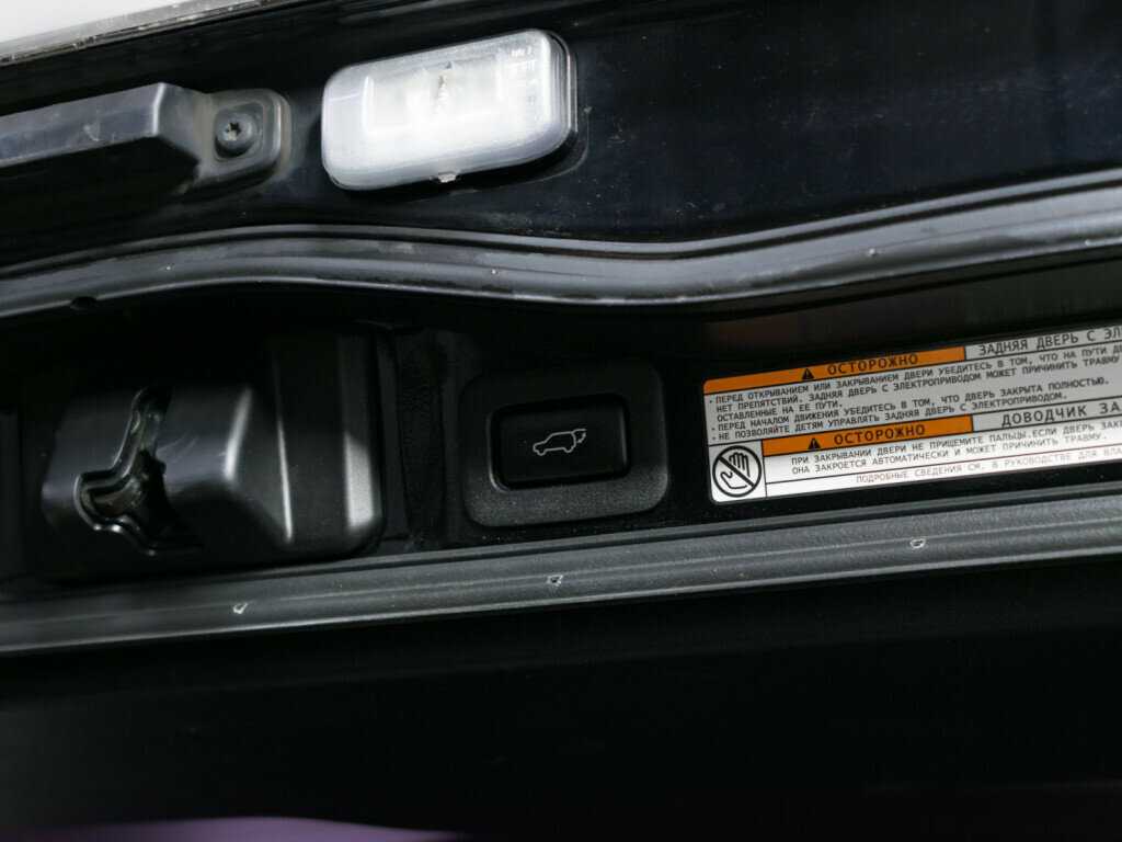 Toyota Land Cruiser 2019 года с пробегом. Фото: #5