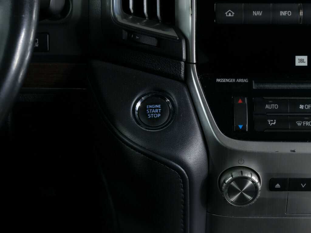 Toyota Land Cruiser 2019 года с пробегом. Фото: #15