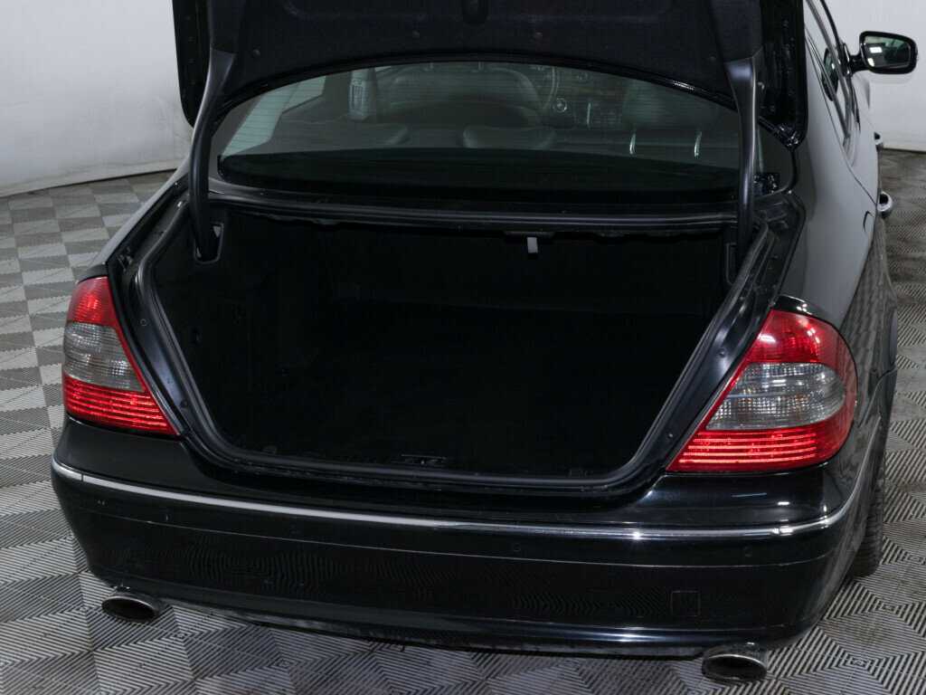 Mercedes-Benz E-Класс 2007 года с пробегом. Фото: #6