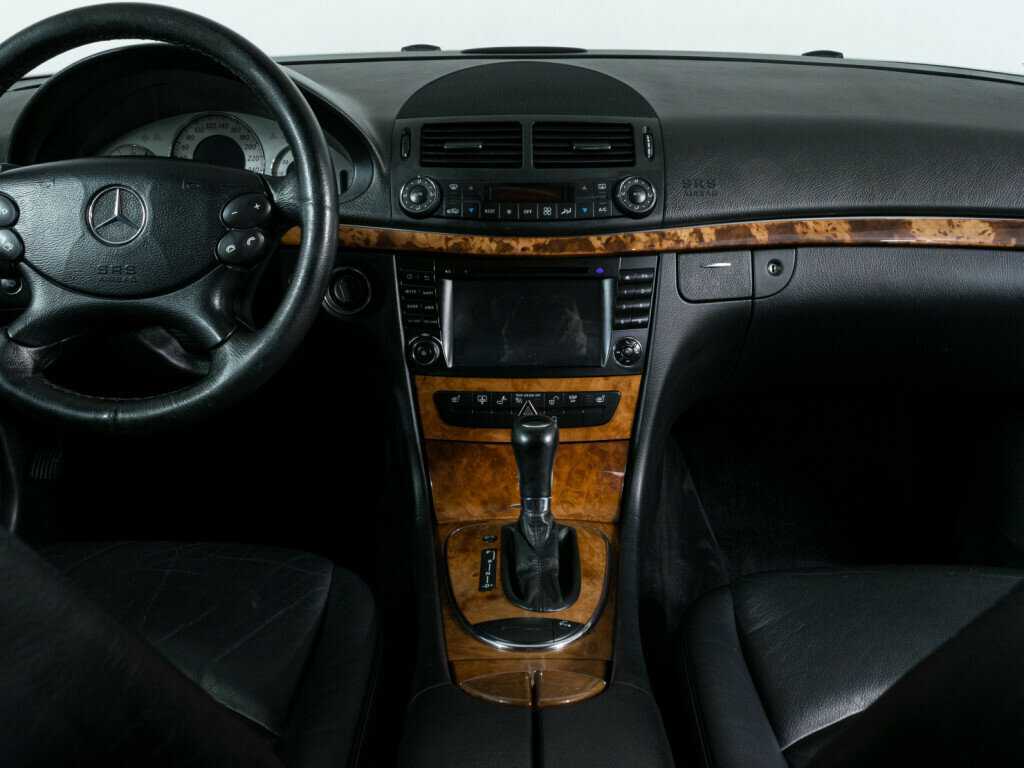 Mercedes-Benz E-Класс 2007 года с пробегом. Фото: #8