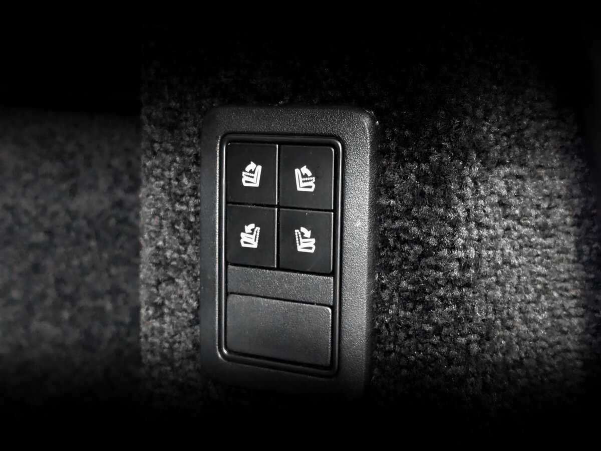 Land Rover Range Rover 2015 года с пробегом. Фото: #28