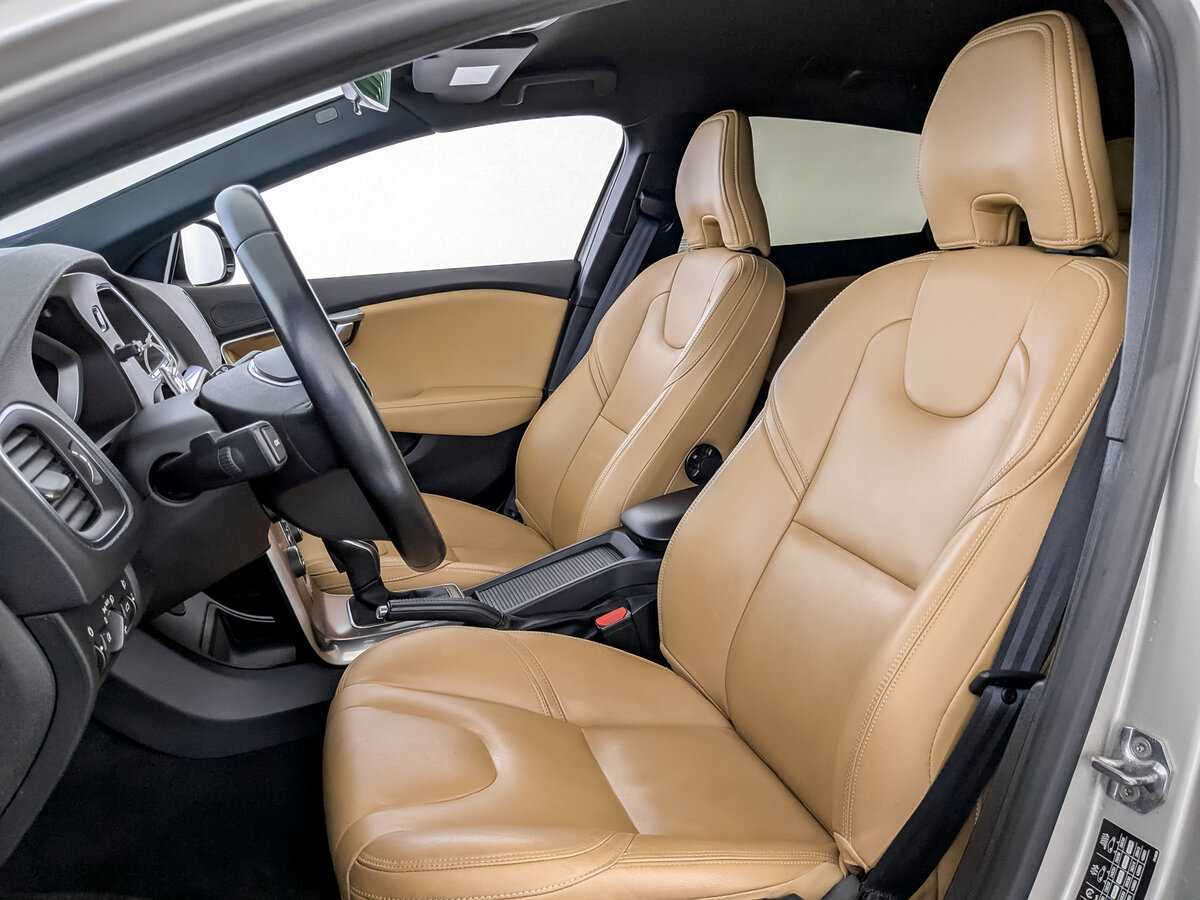 Volvo V40 2018 года с пробегом. Фото: #19