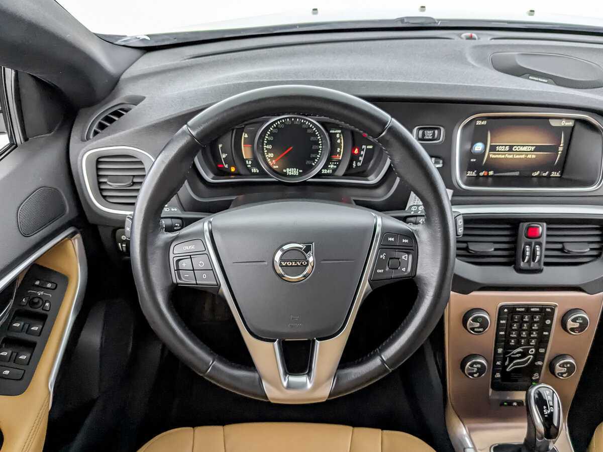 Volvo V40 2018 года с пробегом. Фото: #21