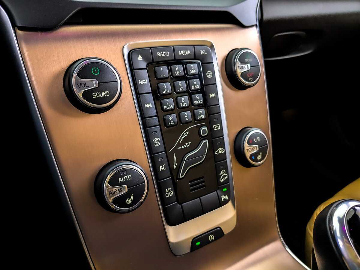 Volvo V40 2018 года с пробегом. Фото: #26