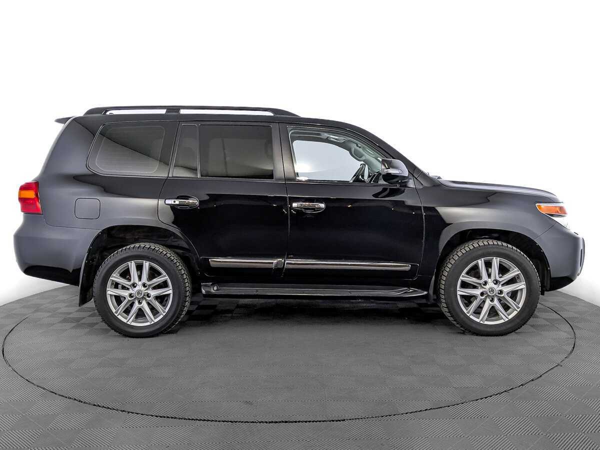 Toyota Land Cruiser 2015 года с пробегом. Фото: #3