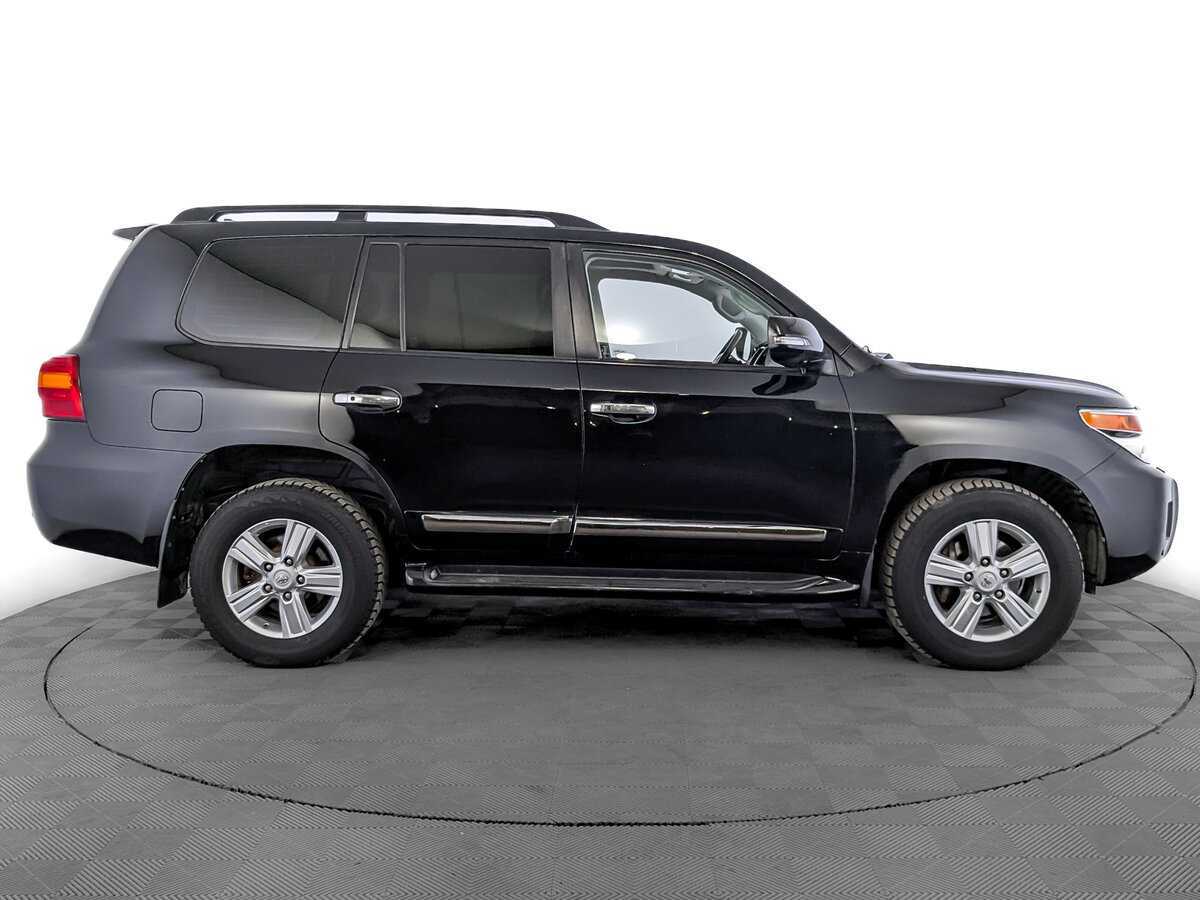 Toyota Land Cruiser 2014 года с пробегом. Фото: #3