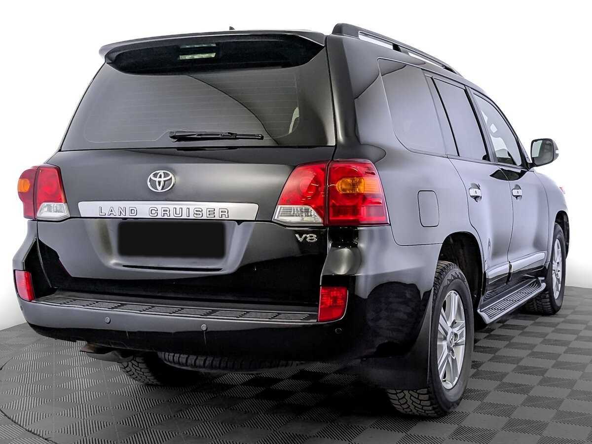 Toyota Land Cruiser 2014 года с пробегом. Фото: #4