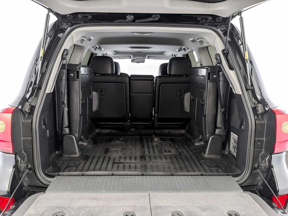 Toyota Land Cruiser 2014 года с пробегом. Фото: #9