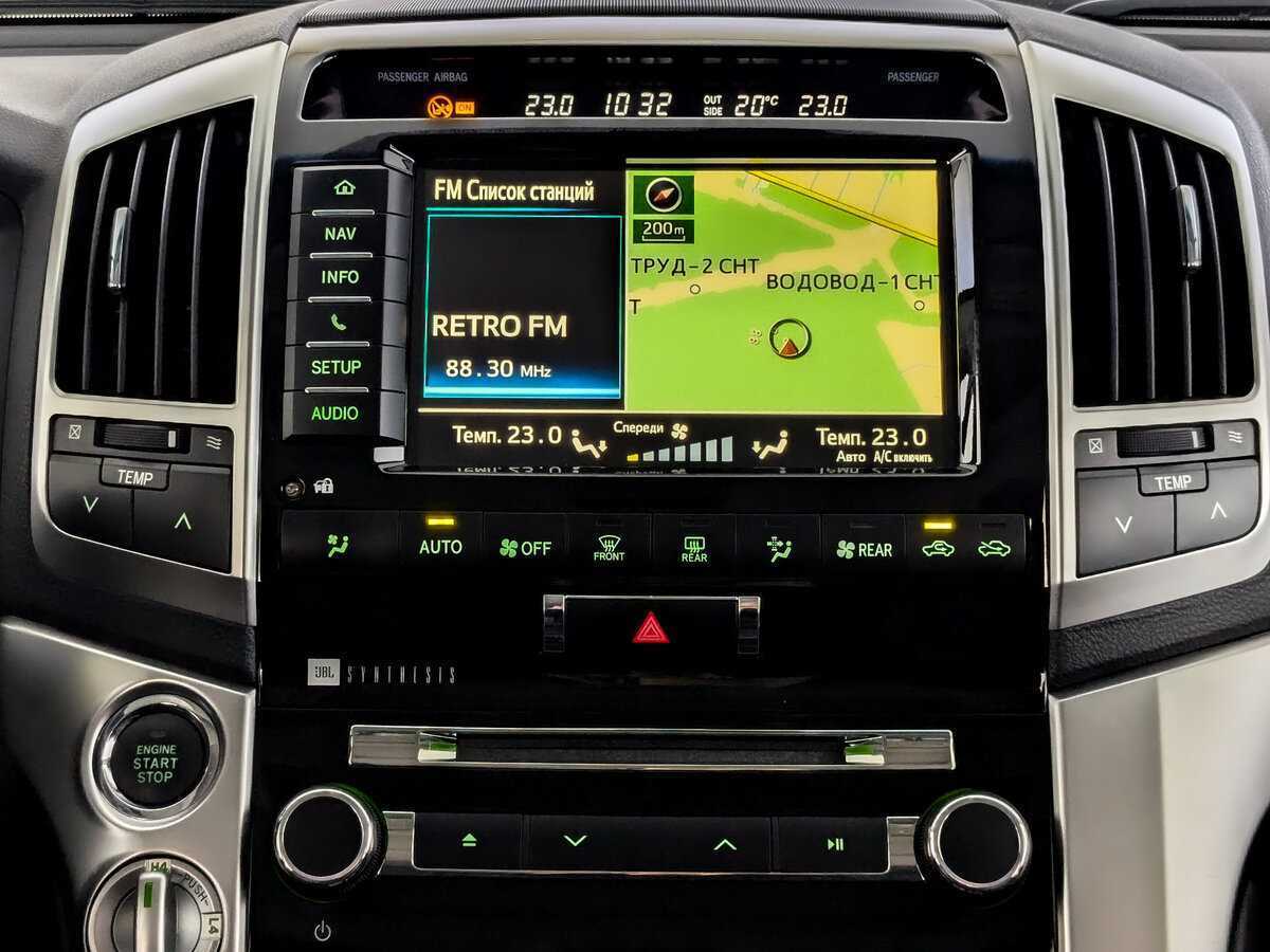 Toyota Land Cruiser 2014 года с пробегом. Фото: #14