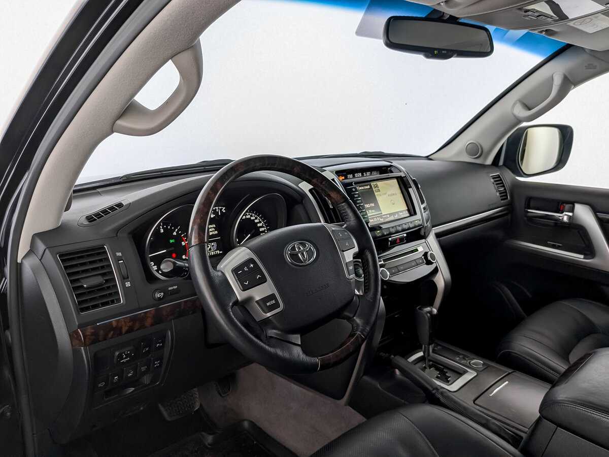 Toyota Land Cruiser 2014 года с пробегом. Фото: #15