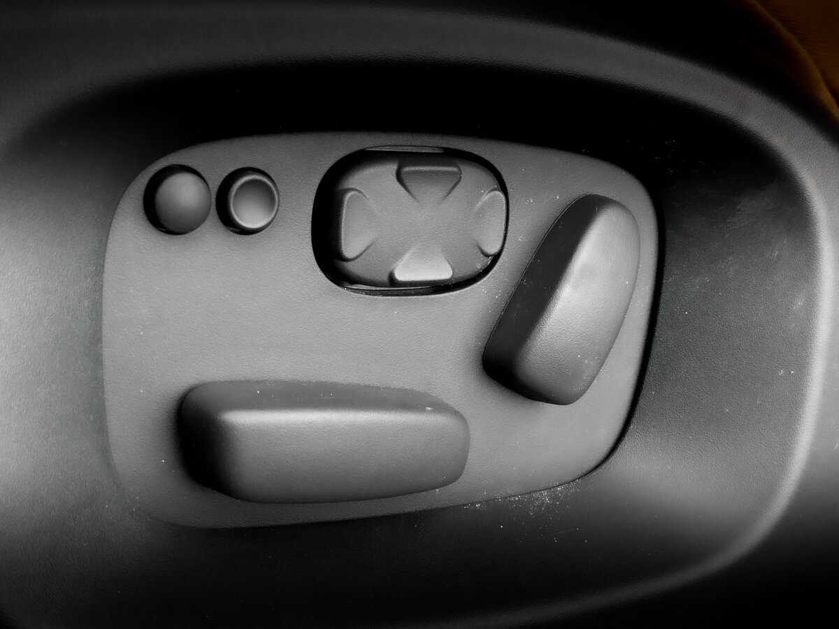 Land Rover Range Rover Sport 2014 года с пробегом. Фото: #20