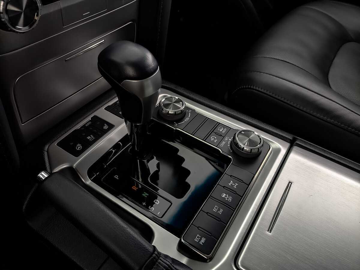 Toyota Land Cruiser 2020 года с пробегом. Фото: #23