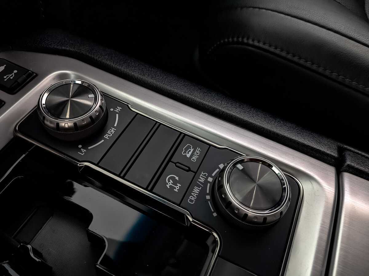 Toyota Land Cruiser 2020 года с пробегом. Фото: #25