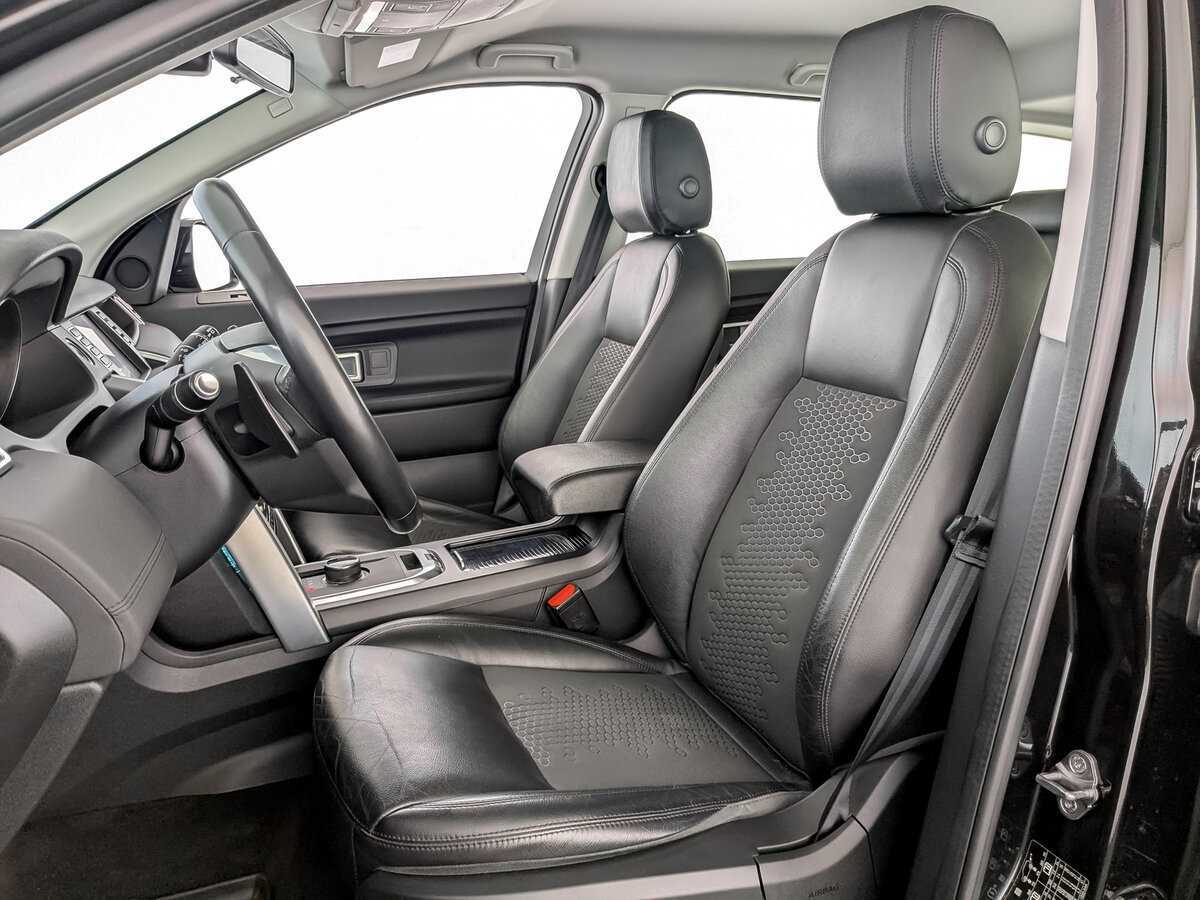 Land Rover Discovery Sport 2019 года с пробегом. Фото: #17