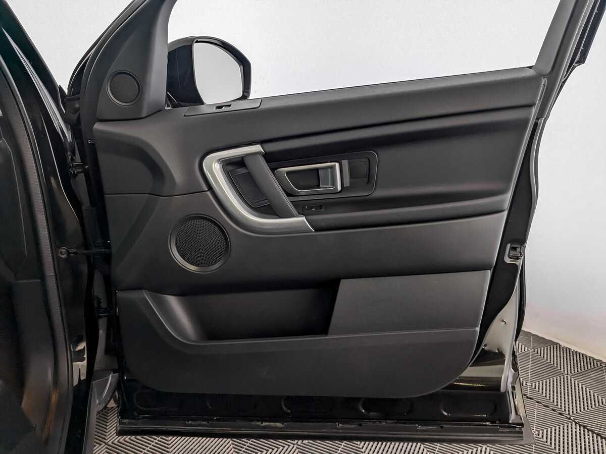 Land Rover Discovery Sport 2019 года с пробегом. Фото: #22