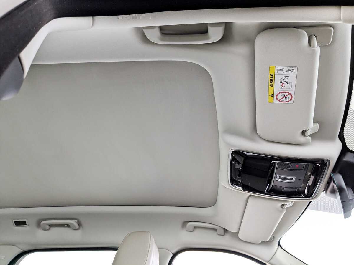 Land Rover Range Rover Velar 2018 года с пробегом. Фото: #20