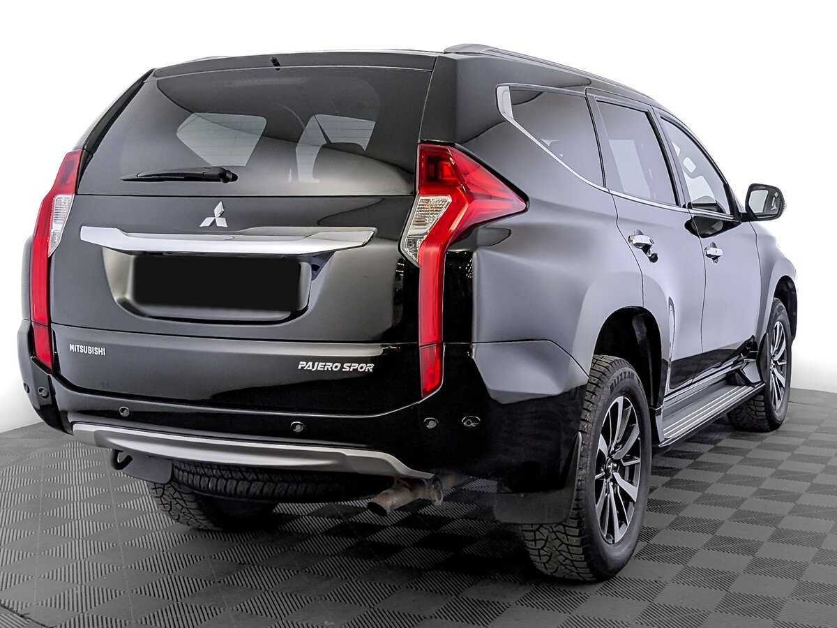 Mitsubishi Pajero Sport 2020 года с пробегом. Фото: #4