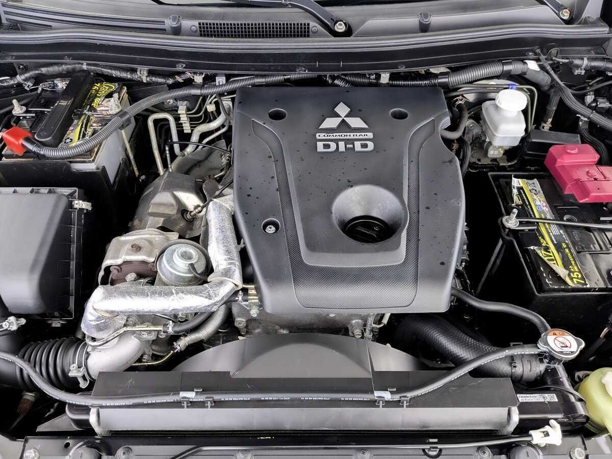 Mitsubishi Pajero Sport 2020 года с пробегом. Фото: #8