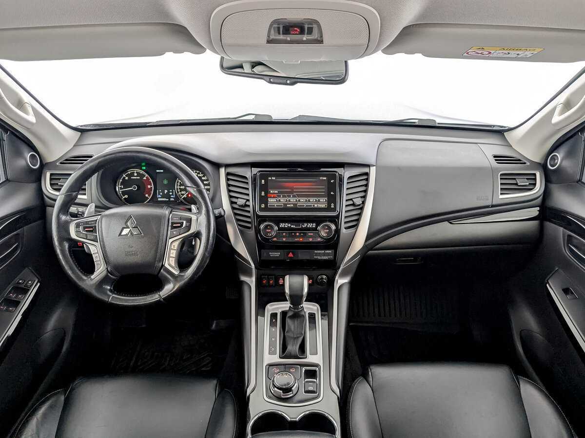 Mitsubishi Pajero Sport 2020 года с пробегом. Фото: #13