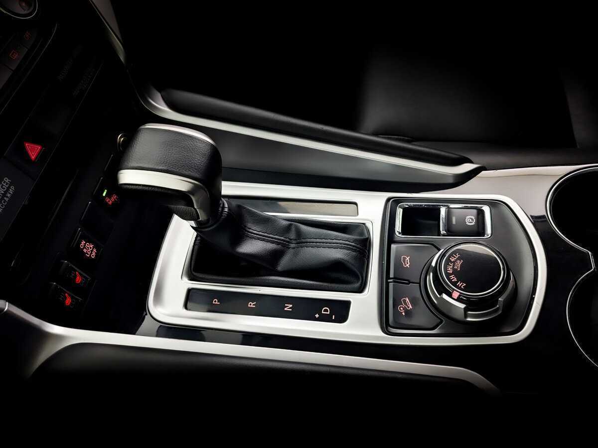 Mitsubishi Pajero Sport 2020 года с пробегом. Фото: #24