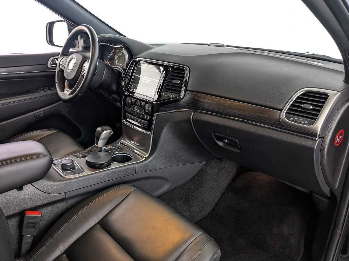 Jeep Grand Cherokee 2021 года с пробегом. Фото: #12