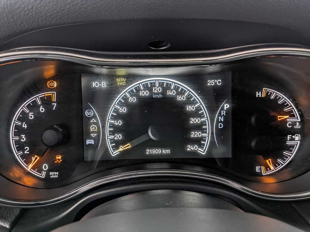 Jeep Grand Cherokee 2021 года с пробегом. Фото: #15