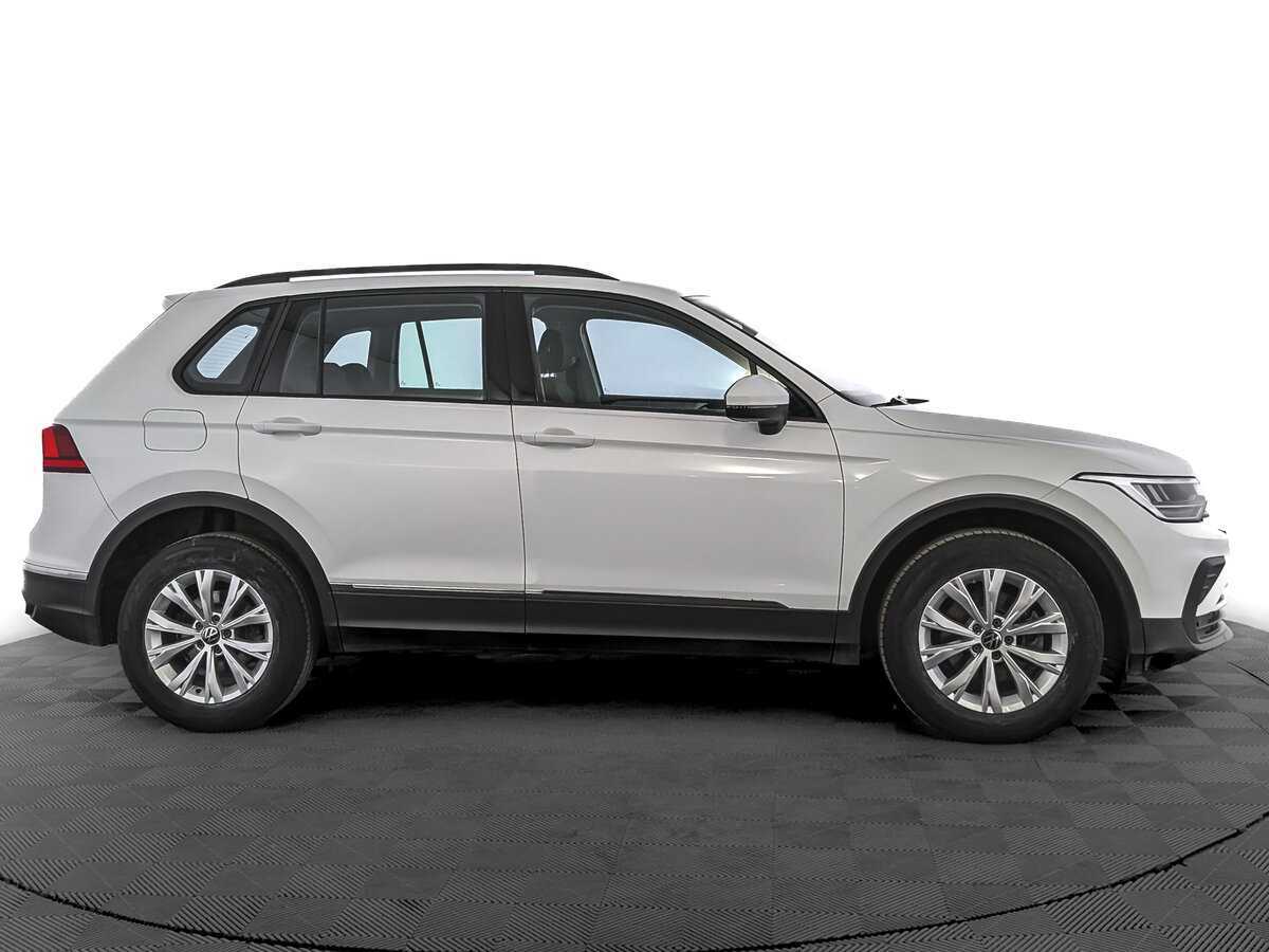 Volkswagen Tiguan 2021 года с пробегом. Фото: #3