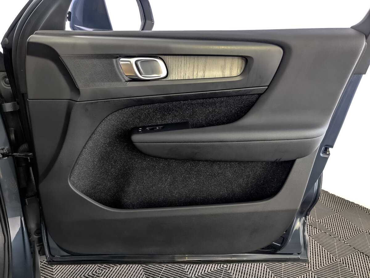 Volvo XC40 2019 года с пробегом. Фото: #22