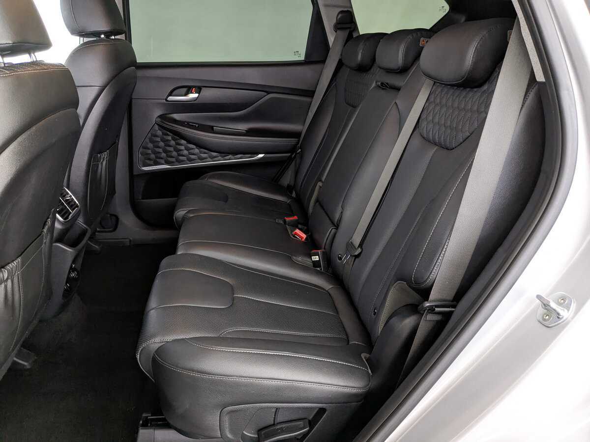 Hyundai Santa Fe 2020 года с пробегом. Фото: #16