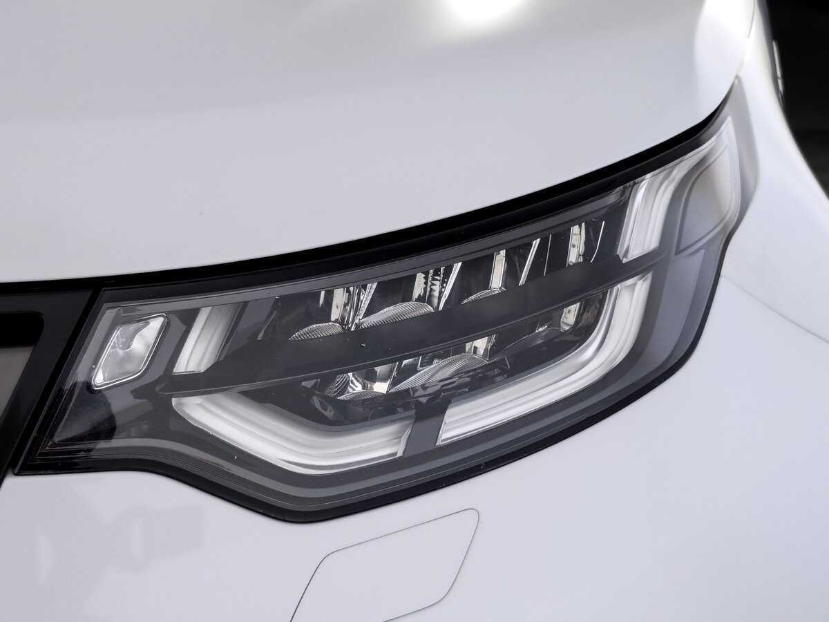 Land Rover Discovery 2019 года с пробегом. Фото: #16